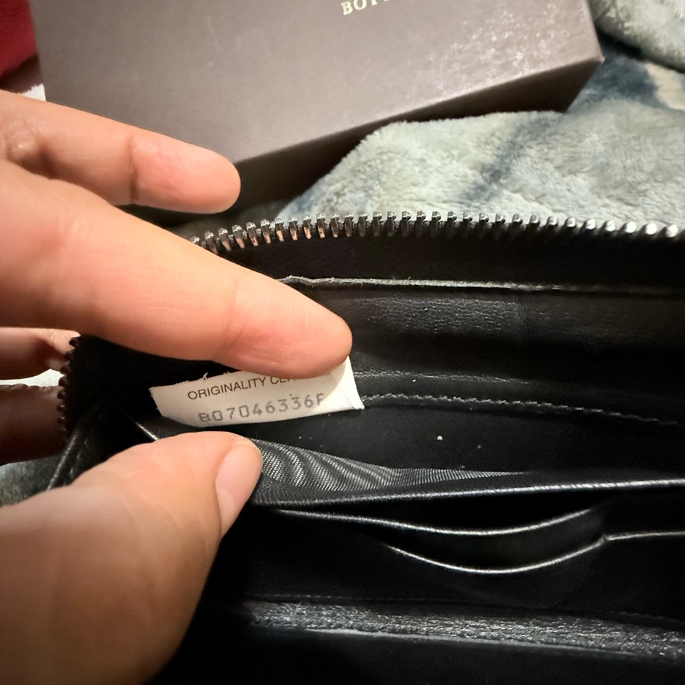 Bottega Veneta  Leather Wallet - Picture 12 of 15